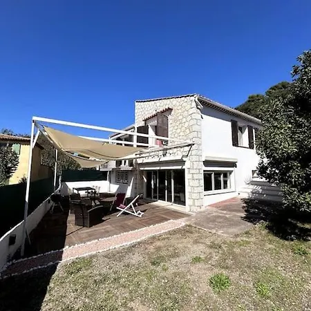 Hébergement de vacances Maison Provencale 3 *